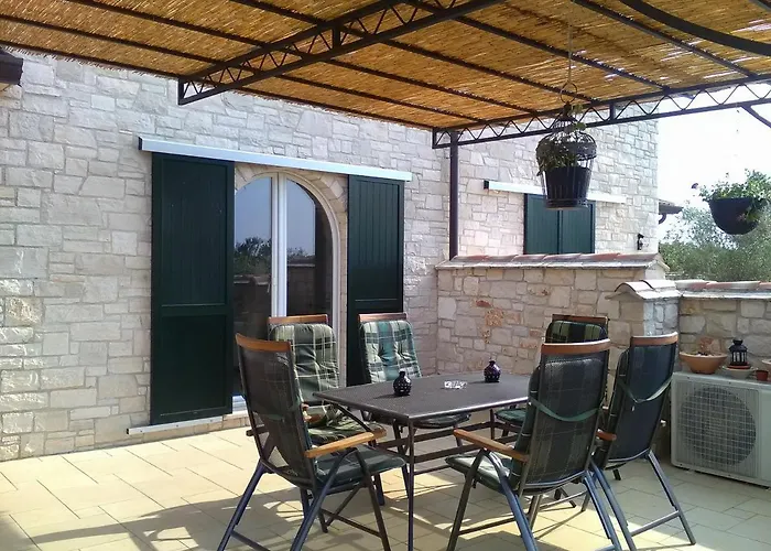 Aleksandra Novigrad Istria